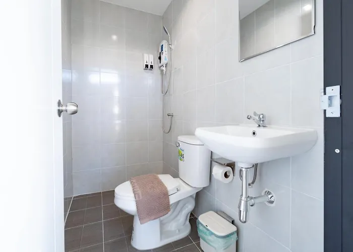Rest Silom - Bts Chong Nonsi Appartement