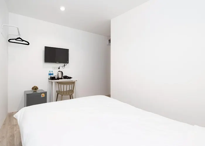 Appartement Rest Silom - Bts Chong Nonsi Bangkok