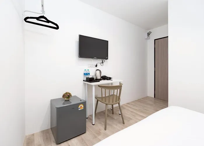 Rest Silom - Bts Chong Nonsi Appartement